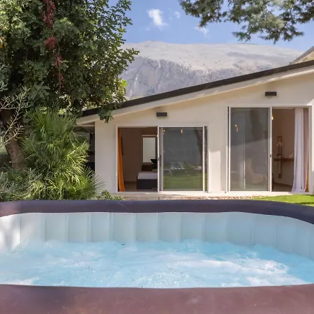 Quirat By Interhome * Terrasini