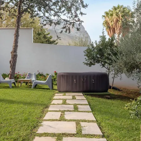 Quirat By Interhome * Terrasini
