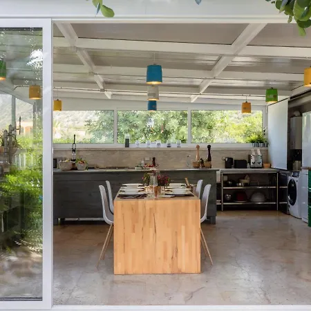 Quirat By Interhome * Terrasini